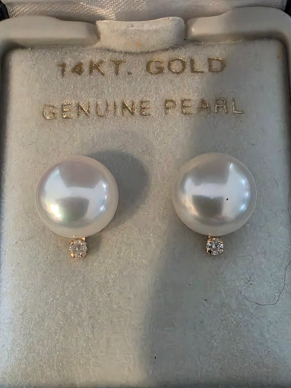 14K yellow gold white pearl diamond earrings (A150)